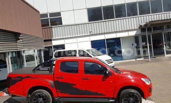Buy Used Isuzu KB Red Car in Beitbridge in Matabeleland South Buy Used Isuzu KB Red Car in Beitbridge in Matabeleland South