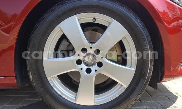 Acheter Occasion Voiture Mercedes‒Benz C–Class Rouge à Beitbridge, Matabeleland South Acheter Occasion Voiture Mercedes‒Benz C–Class Rouge à Beitbridge, Matabeleland South