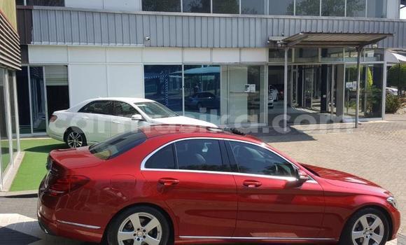 Acheter Occasion Voiture Mercedes‒Benz C–Class Rouge à Beitbridge, Matabeleland South Acheter Occasion Voiture Mercedes‒Benz C–Class Rouge à Beitbridge, Matabeleland South