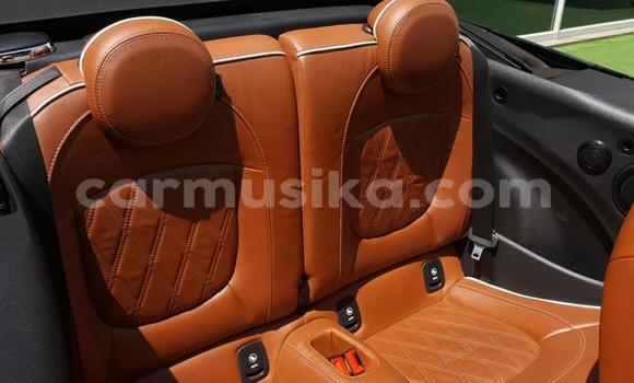 Nunua Ilio tumika MINI Cooper Fedha Gari ndani ya Beitbridge nchini Matabeleland Kusini Nunua Ilio tumika MINI Cooper Fedha Gari ndani ya Beitbridge nchini Matabeleland Kusini