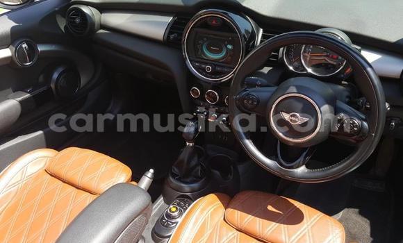 Nunua Ilio tumika MINI Cooper Fedha Gari ndani ya Beitbridge nchini Matabeleland Kusini Nunua Ilio tumika MINI Cooper Fedha Gari ndani ya Beitbridge nchini Matabeleland Kusini