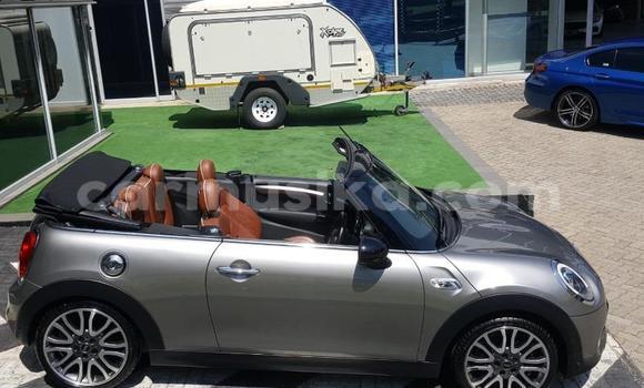 Nunua Ilio tumika MINI Cooper Fedha Gari ndani ya Beitbridge nchini Matabeleland Kusini Nunua Ilio tumika MINI Cooper Fedha Gari ndani ya Beitbridge nchini Matabeleland Kusini