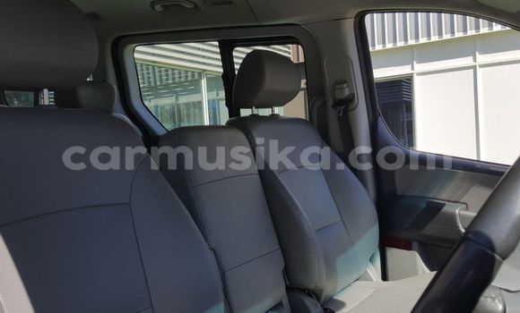 Acheter Occasion Voiture Hyundai H1 Blanc à Beitbridge, Matabeleland South Acheter Occasion Voiture Hyundai H1 Blanc à Beitbridge, Matabeleland South