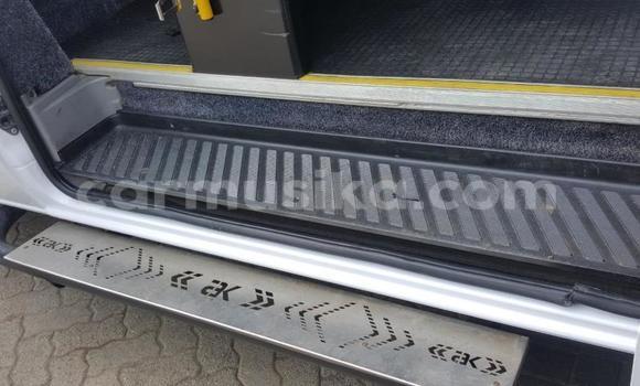 Acheter Occasion Utilitaire Mercedes‒Benz Sprinter Blanc à Beitbridge, Matabeleland South Acheter Occasion Utilitaire Mercedes‒Benz Sprinter Blanc à Beitbridge, Matabeleland South