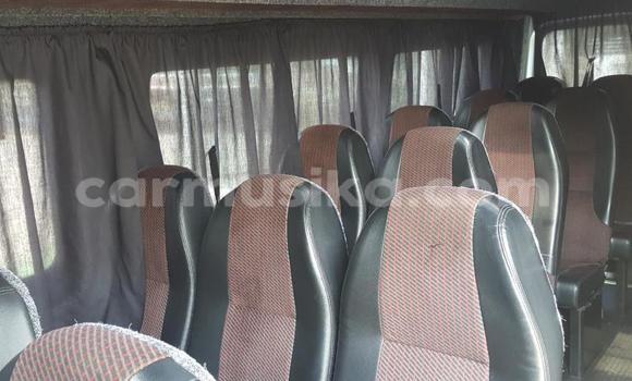 Acheter Occasion Utilitaire Mercedes‒Benz Sprinter Blanc à Beitbridge, Matabeleland South Acheter Occasion Utilitaire Mercedes‒Benz Sprinter Blanc à Beitbridge, Matabeleland South