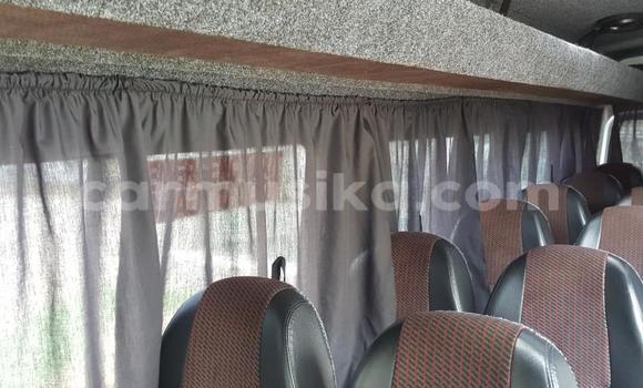 Acheter Occasion Utilitaire Mercedes‒Benz Sprinter Blanc à Beitbridge, Matabeleland South Acheter Occasion Utilitaire Mercedes‒Benz Sprinter Blanc à Beitbridge, Matabeleland South