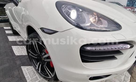 Buy Used Porsche 918 Spyder White Car in Beitbridge in Matabeleland South Buy Used Porsche 918 Spyder White Car in Beitbridge in Matabeleland South
