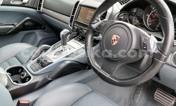 Buy Used Porsche 918 Spyder White Car in Beitbridge in Matabeleland South Buy Used Porsche 918 Spyder White Car in Beitbridge in Matabeleland South