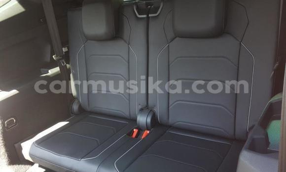 Tenga Tsaru Volkswagen Tiguan Tsvuku Mota in Beitbridge in Matabeleland South Tenga Tsaru Volkswagen Tiguan Tsvuku Mota in Beitbridge in Matabeleland South