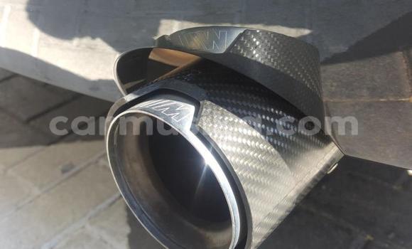 Acheter Occasion Voiture BMW 6-Series Blanc à Beitbridge, Matabeleland South Acheter Occasion Voiture BMW 6-Series Blanc à Beitbridge, Matabeleland South