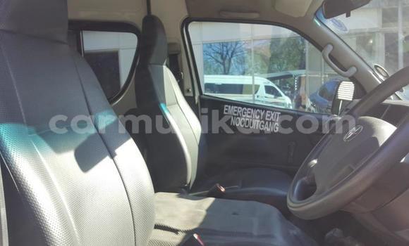 Acheter Occasion Voiture Toyota Hiace Blanc à Beitbridge, Matabeleland South Acheter Occasion Voiture Toyota Hiace Blanc à Beitbridge, Matabeleland South