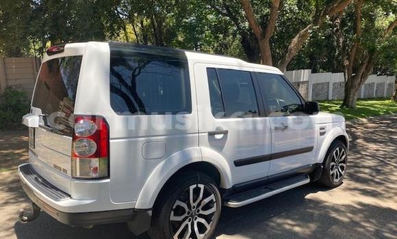 Acheter Occasion Voiture Land Rover Discovery Sport Blanc à Beitbridge, Matabeleland South Acheter Occasion Voiture Land Rover Discovery Sport Blanc à Beitbridge, Matabeleland South
