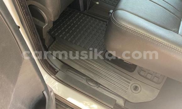 Acheter Occasion Voiture Land Rover Discovery Sport Blanc à Beitbridge, Matabeleland South Acheter Occasion Voiture Land Rover Discovery Sport Blanc à Beitbridge, Matabeleland South