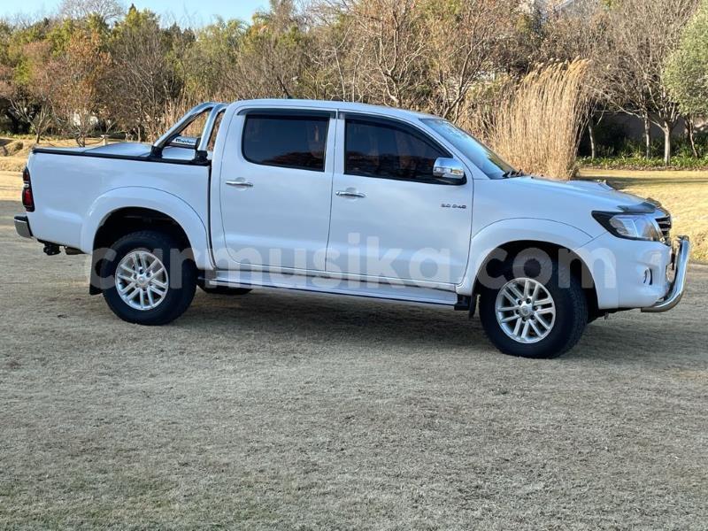 Big with watermark toyota hilux matabeleland south beitbridge 24405