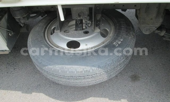 Tenga Imported Toyota Dyna Chena Rori in Beitbridge in Matabeleland South Tenga Imported Toyota Dyna Chena Rori in Beitbridge in Matabeleland South