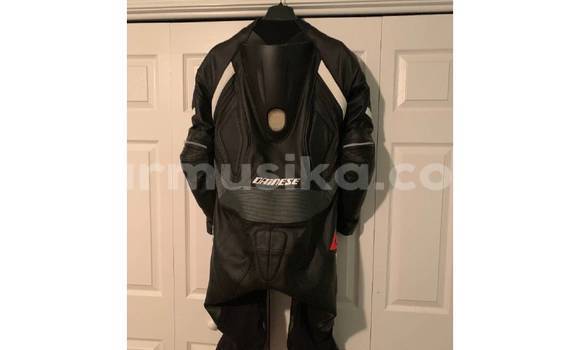 Tenga Tsaru Yamaha R1 Beige Bike in Harare in Harare Tenga Tsaru Yamaha R1 Beige Bike in Harare in Harare