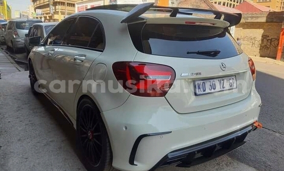 Acheter Occasion Voiture Mercedes‒Benz AMG GT Blanc à Borrowdale, Harare Acheter Occasion Voiture Mercedes‒Benz AMG GT Blanc à Borrowdale, Harare