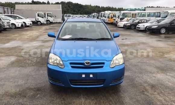Acheter Occasion Voiture Toyota Runx Bleu à Beitbridge, Matabeleland South