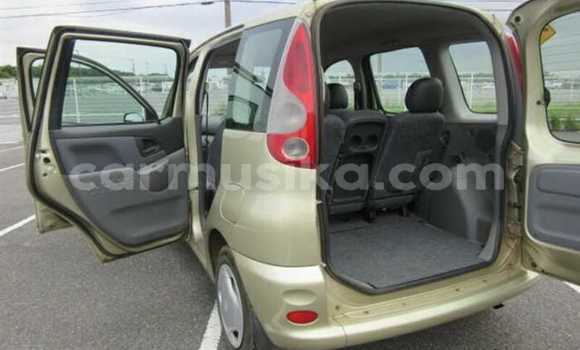 Buy Used Toyota FunCargo Beige Car in Beitbridge in Matabeleland South Buy Used Toyota FunCargo Beige Car in Beitbridge in Matabeleland South