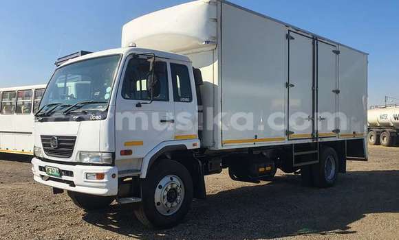 Buy Used Nissan UD White Truck in Beitbridge in Matabeleland South Buy Used Nissan UD White Truck in Beitbridge in Matabeleland South