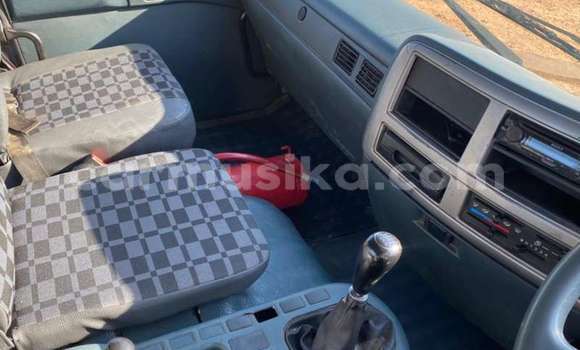 Acheter Occasion Utilitaire Nissan UD Blanc à Beitbridge, Matabeleland South Acheter Occasion Utilitaire Nissan UD Blanc à Beitbridge, Matabeleland South