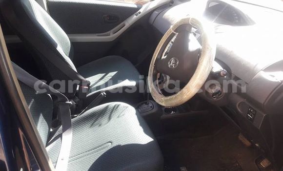 Acheter Occasion Voiture Toyota Vitz Bleu à Alexandra Park, Harare Acheter Occasion Voiture Toyota Vitz Bleu à Alexandra Park, Harare