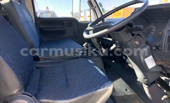 Buy Used Nissan UD White Truck in Beitbridge in Matabeleland South Buy Used Nissan UD White Truck in Beitbridge in Matabeleland South