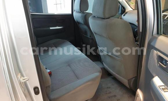 Acheter Occasion Voiture Toyota Hilux Blanc à Beitbridge, Matabeleland South Acheter Occasion Voiture Toyota Hilux Blanc à Beitbridge, Matabeleland South