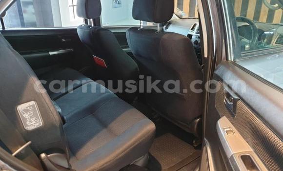 Acheter Occasion Voiture Toyota Fortuner Gris à Beitbridge, Matabeleland South Acheter Occasion Voiture Toyota Fortuner Gris à Beitbridge, Matabeleland South