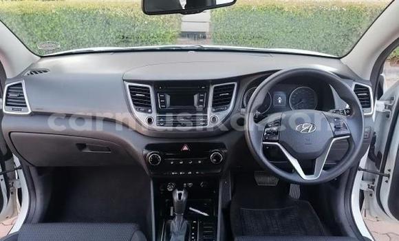 Acheter Occasion Voiture Hyundai Tucson Blanc à Beitbridge, Matabeleland South Acheter Occasion Voiture Hyundai Tucson Blanc à Beitbridge, Matabeleland South