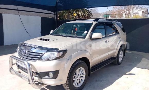 Buy Used Toyota Fortuner Silver Car in Beitbridge in Matabeleland South Buy Used Toyota Fortuner Silver Car in Beitbridge in Matabeleland South