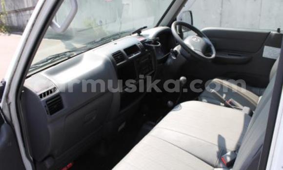 Nunua Ilio tumika Mazda Bongo Nyingine Gari ndani ya Beitbridge nchini Matabeleland Kusini Nunua Ilio tumika Mazda Bongo Nyingine Gari ndani ya Beitbridge nchini Matabeleland Kusini