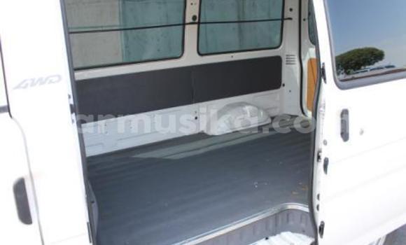 Nunua Ilio tumika Mazda Bongo Nyingine Gari ndani ya Beitbridge nchini Matabeleland Kusini Nunua Ilio tumika Mazda Bongo Nyingine Gari ndani ya Beitbridge nchini Matabeleland Kusini