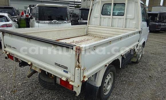 Acheter Occasion Voiture Mazda Bongo Blanc à Beitbridge, Matabeleland South Acheter Occasion Voiture Mazda Bongo Blanc à Beitbridge, Matabeleland South