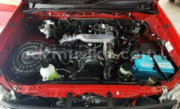 Buy Used Toyota Hilux Red Car in Beitbridge in Matabeleland South Buy Used Toyota Hilux Red Car in Beitbridge in Matabeleland South