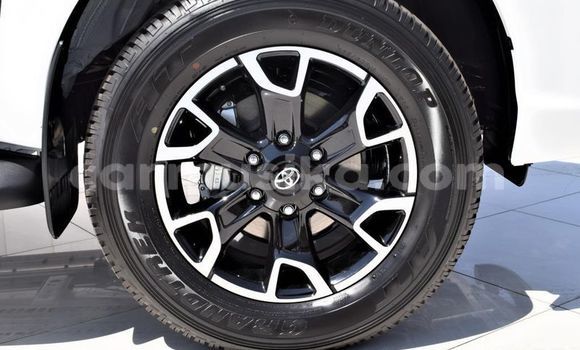 Buy Used Toyota Hilux White Car in Beitbridge in Matabeleland South Buy Used Toyota Hilux White Car in Beitbridge in Matabeleland South