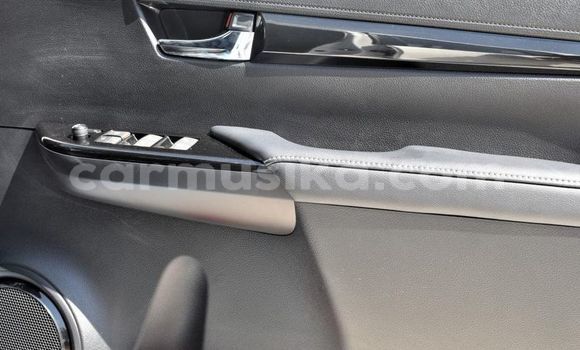 Buy Used Toyota Hilux White Car in Beitbridge in Matabeleland South Buy Used Toyota Hilux White Car in Beitbridge in Matabeleland South