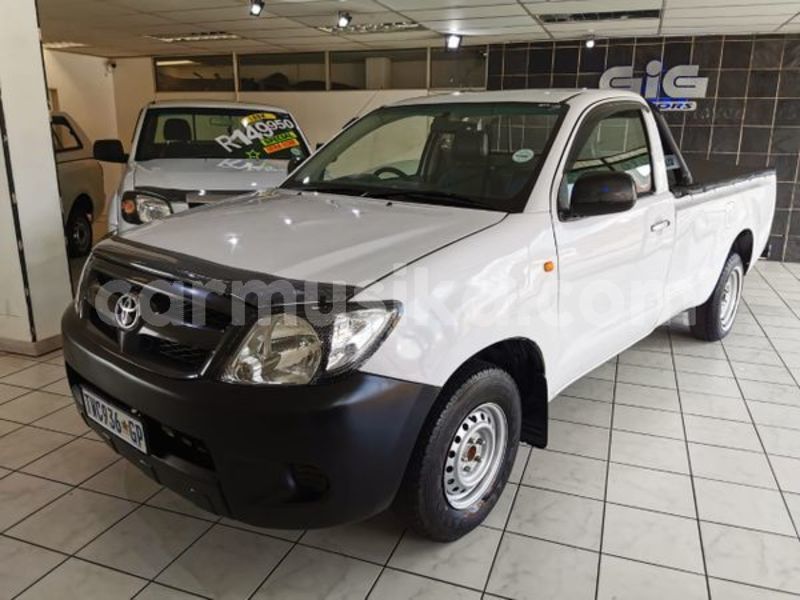 Big with watermark toyota hilux matabeleland south beitbridge 24454