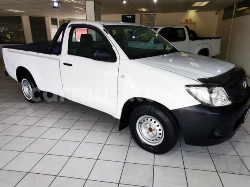 Big with watermark toyota hilux matabeleland south beitbridge 24454