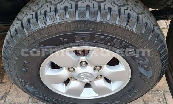 Buy Used Toyota Hilux White Car in Beitbridge in Matabeleland South Buy Used Toyota Hilux White Car in Beitbridge in Matabeleland South