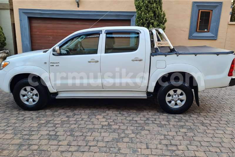 Big with watermark toyota hilux matabeleland south beitbridge 24456