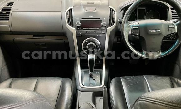 Acheter Occasion Voiture Isuzu KB Blanc à Beitbridge, Matabeleland South Acheter Occasion Voiture Isuzu KB Blanc à Beitbridge, Matabeleland South