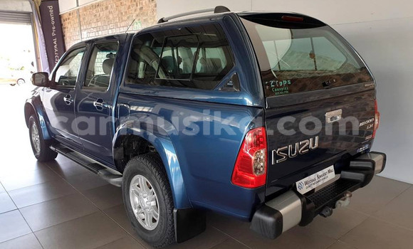 Buy Used Isuzu KB Blue Car in Beitbridge in Matabeleland South Buy Used Isuzu KB Blue Car in Beitbridge in Matabeleland South