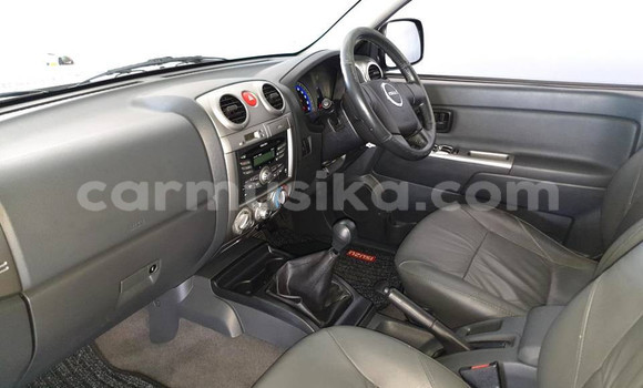 Buy Used Isuzu KB Blue Car in Beitbridge in Matabeleland South Buy Used Isuzu KB Blue Car in Beitbridge in Matabeleland South