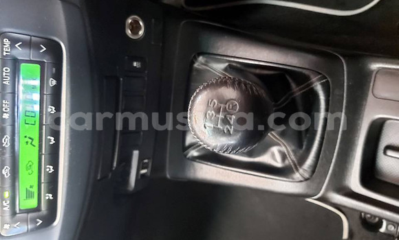 Buy Used Toyota Hilux White Car in Beitbridge in Matabeleland South Buy Used Toyota Hilux White Car in Beitbridge in Matabeleland South