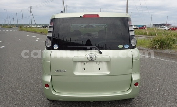 Acheter Occasion Voiture Toyota Sienta Vert à Beitbridge, Matabeleland South Acheter Occasion Voiture Toyota Sienta Vert à Beitbridge, Matabeleland South