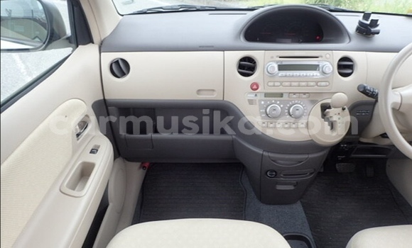 Acheter Occasion Voiture Toyota Sienta Vert à Beitbridge, Matabeleland South Acheter Occasion Voiture Toyota Sienta Vert à Beitbridge, Matabeleland South