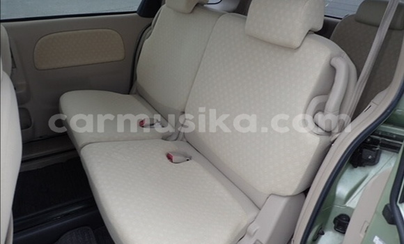 Acheter Occasion Voiture Toyota Sienta Vert à Beitbridge, Matabeleland South Acheter Occasion Voiture Toyota Sienta Vert à Beitbridge, Matabeleland South