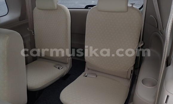 Acheter Occasion Voiture Toyota Sienta Vert à Beitbridge, Matabeleland South Acheter Occasion Voiture Toyota Sienta Vert à Beitbridge, Matabeleland South