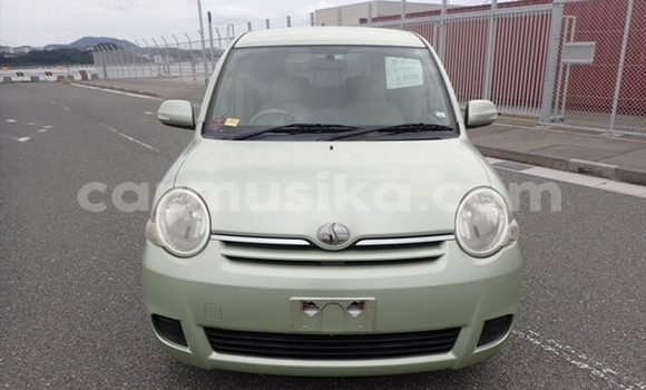 Acheter Occasion Voiture Toyota Sienta Vert à Beitbridge, Matabeleland South Acheter Occasion Voiture Toyota Sienta Vert à Beitbridge, Matabeleland South